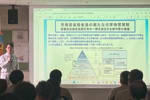 安全講習の様子 建設業労働災害防止協会 佐賀県支部 市丸 参与